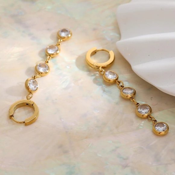 NEW 18K Gold Plated Diamond Drop Hoop Earrings - Picture 2 of 4